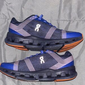 On Running Navy and Orange Athletic Shoes women 6.5
